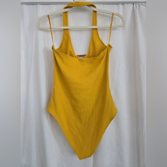 Wild Fable Mustard Bodysuit - Picture 3 of 3